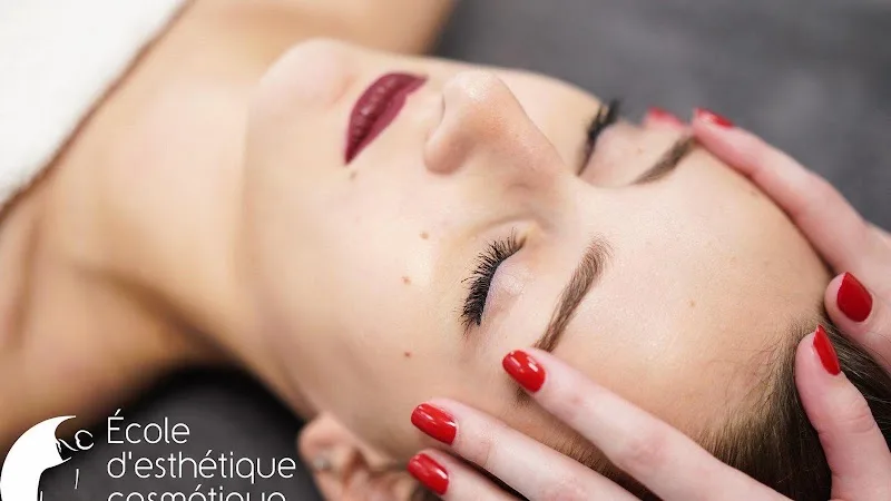 Ecole CFA d'Esthétique Cosmétique de Tours - Maquillage Tours - OneBooking