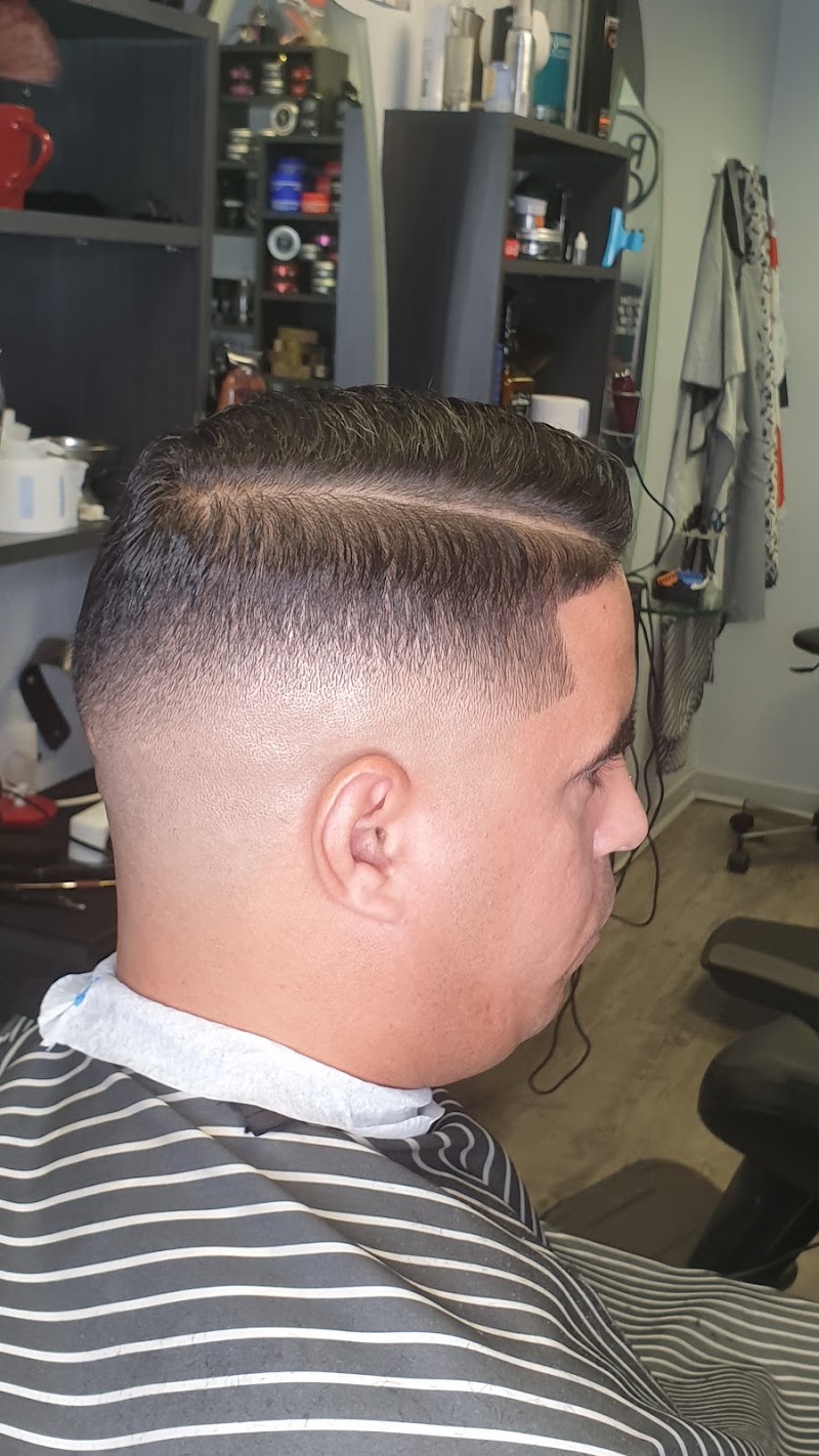 SIMO BARBER - Barbier Angers - OneBooking