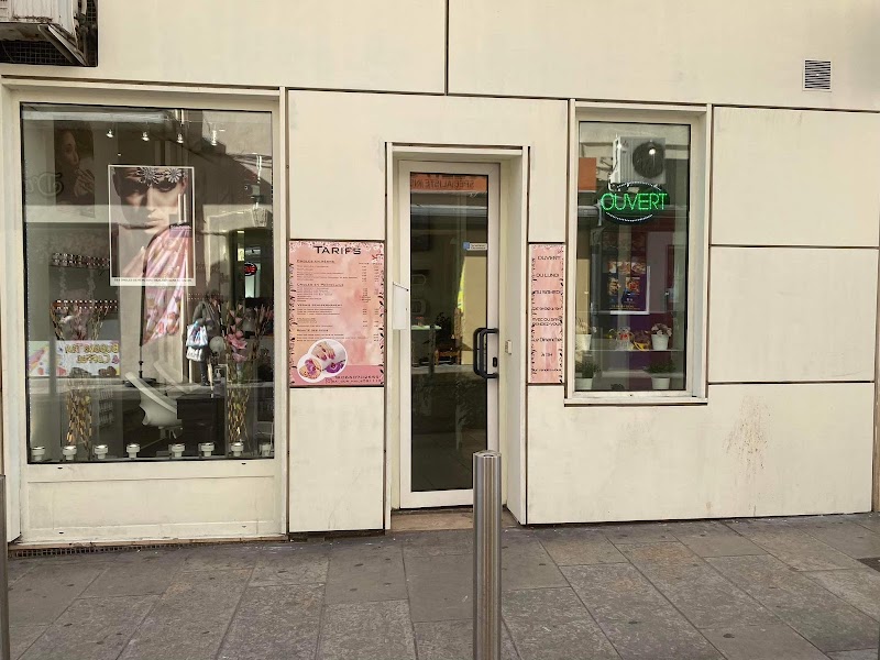 Saigon Nails - Onglerie Cannes - OneBooking