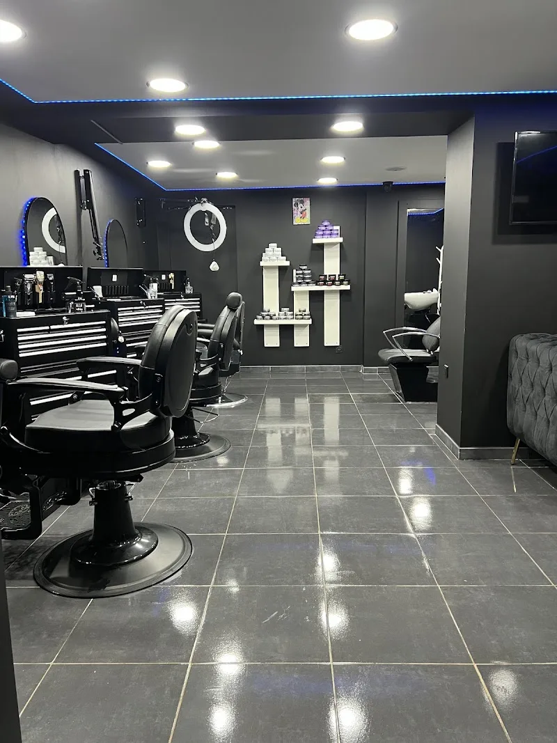 HT CUT - Coiffure Avignon - OneBooking