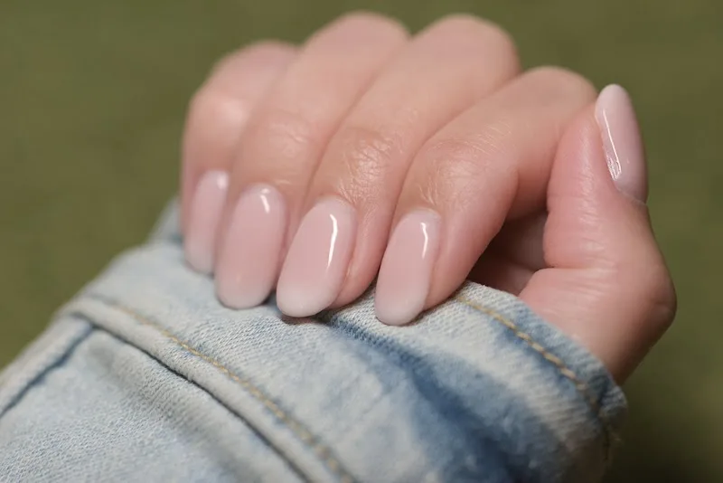 le temps d'un vernis - Onglerie Béziers - OneBooking