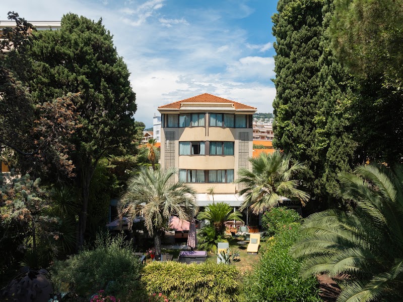 Hôtel Cézanne et Spa - Spa Cannes - OneBooking