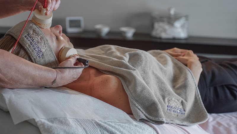 Biologique Recherche by L'Institut GM - Institut de beauté Cannes - OneBooking