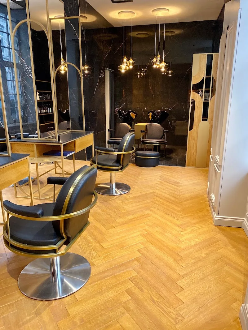 Maison de coiffure Eva - Coiffure Lille - OneBooking