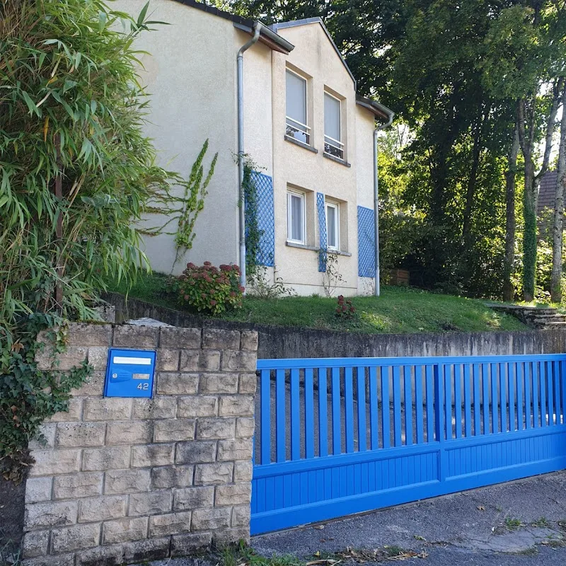 Maximilien ROYO - Massages Tuina & Qi Gong Taichi à Besançon - Massage Besançon - OneBooking