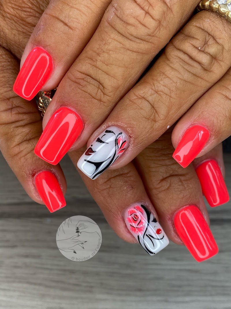 O Boudoir de l ongle Celine - Onglerie Ajaccio - OneBooking