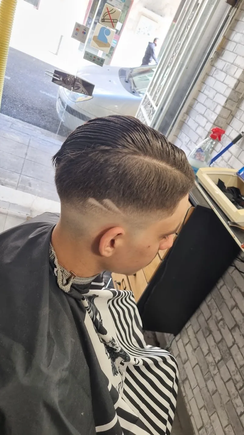 Barber shop split hair - Coiffure Nice - OneBooking