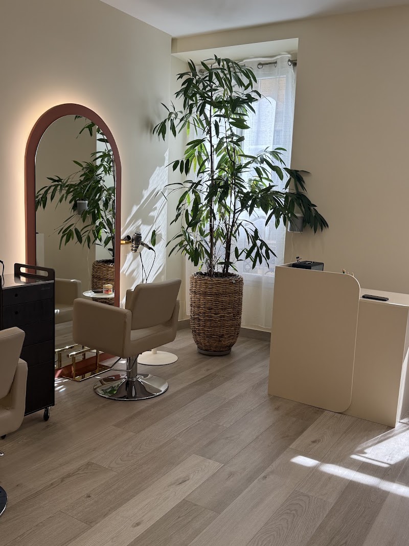 Cynthia & Co - Coiffure Nice - OneBooking