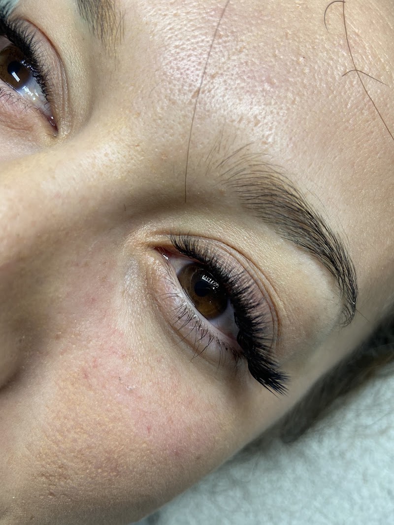 IdileBeauty Extensions de Cils Ajaccio Propriano - Sourcils & cils Ajaccio - OneBooking
