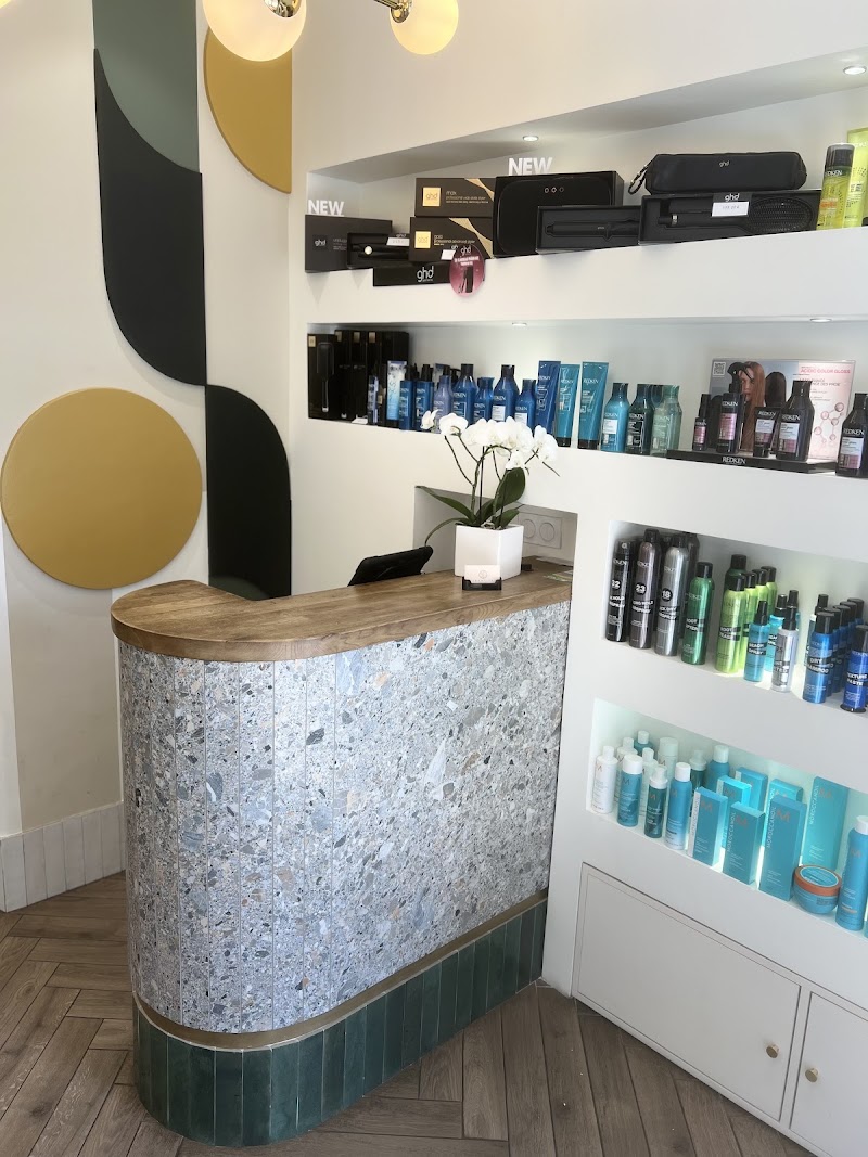 Identity Hair Design - Coiffure Nice - OneBooking