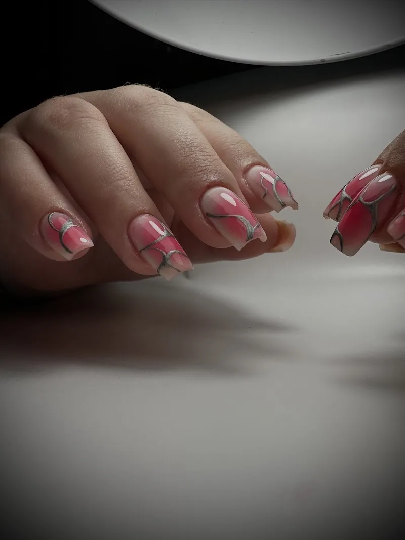Emotionail | Marine Sorel - Onglerie Bayonne - OneBooking