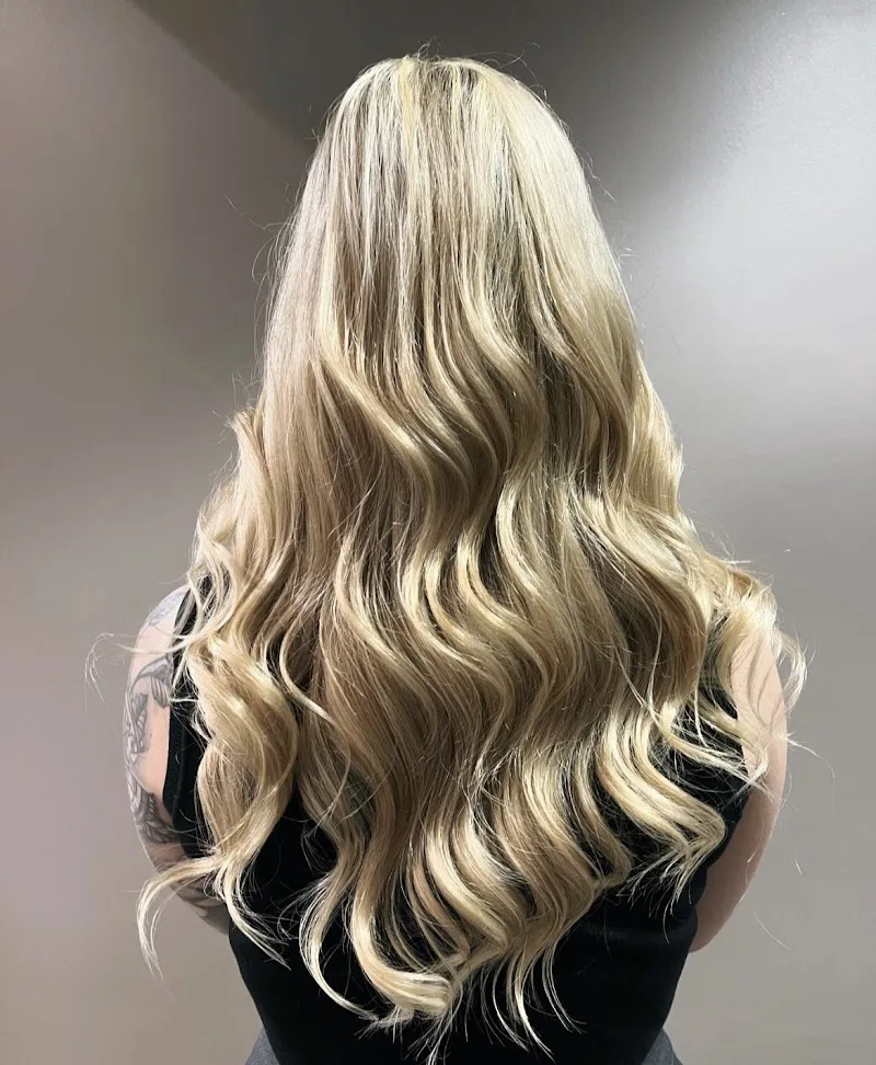 ERLLY - Coiffure Visagiste - Coiffure Angers - OneBooking