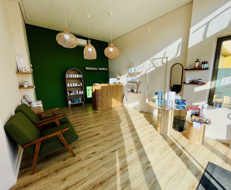 Institut Equilibre - Sourcils & cils Besançon - OneBooking