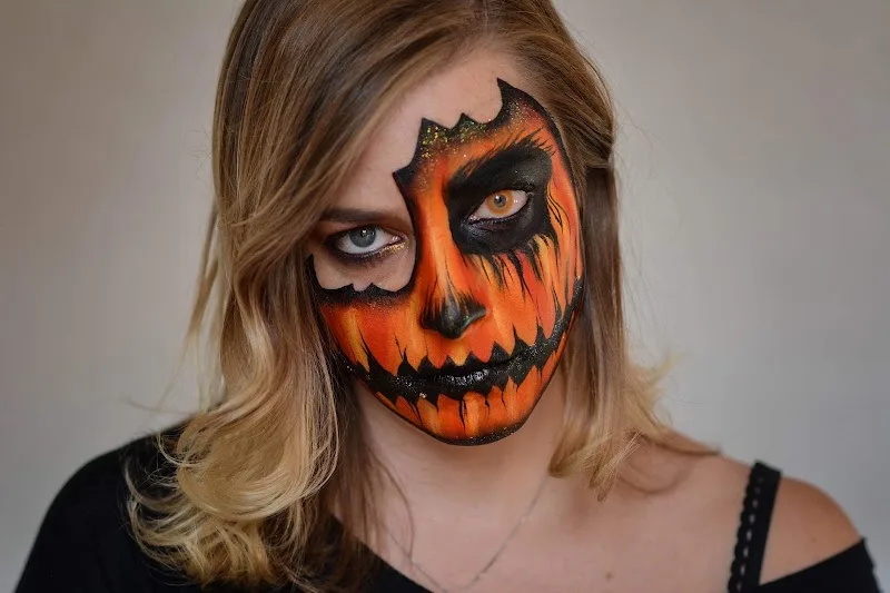 Jessica JAMING Makeup - Maquillage Lyon - OneBooking