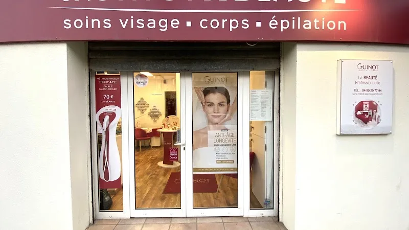 Institut Pause Beauté - Onglerie Ajaccio - OneBooking