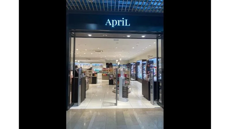 Parfumerie April Le Havre - Maquillage Le Havre - OneBooking
