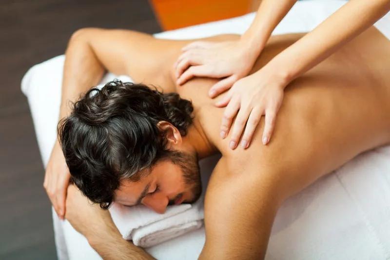 ESCAPADE - Massage Bordeaux - Massage Bordeaux - OneBooking