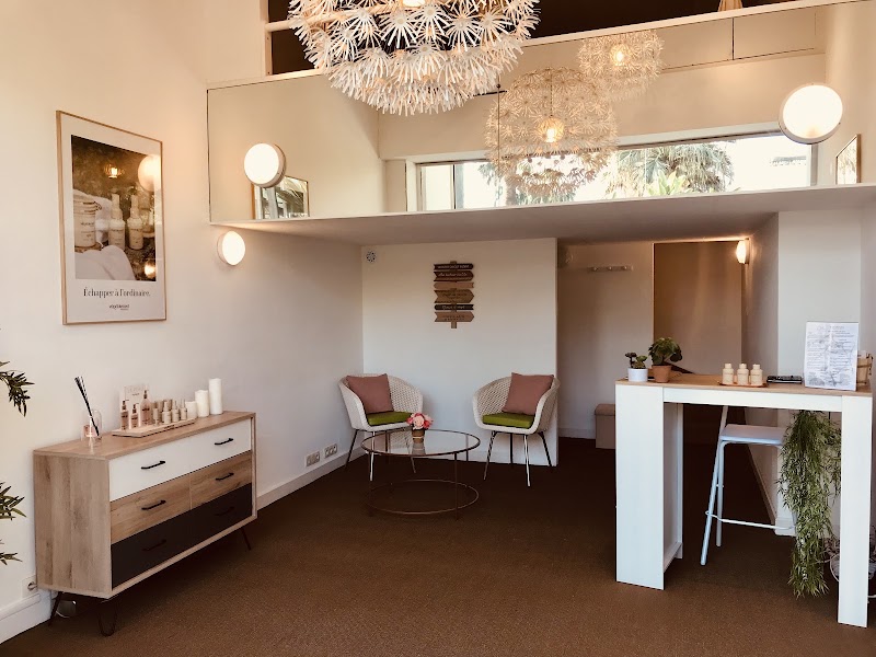 Estelle Massage - Massage Cannes - OneBooking