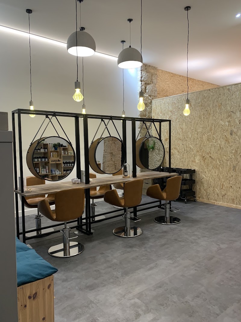 LES PETITS BRAS MUSCLES - Coiffure Nice - OneBooking