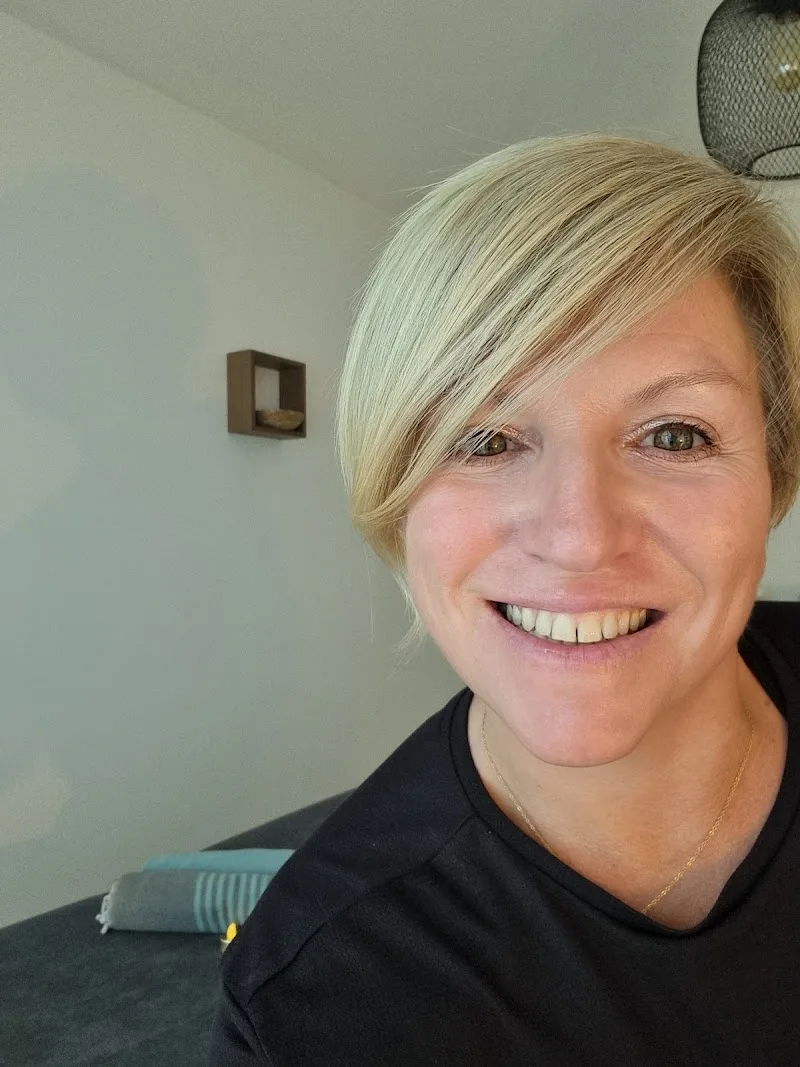 Harmonisens - Massage bien-être, drainage lymphatique & sophrologie à Nîmes - Spa Nîmes - OneBooking