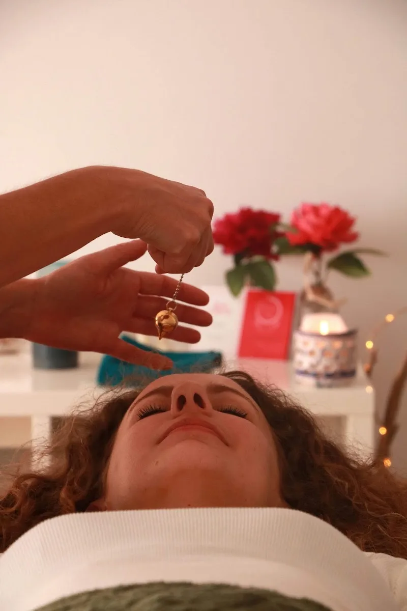 Prana Âme - Marion Turlin - Thérapeute en soin et massage énergétique - Constellations familiales - Massage Clermont-Ferrand - OneBooking