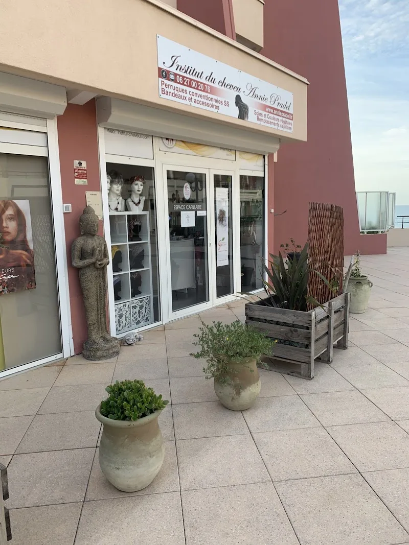 refuge etape les baroudeurs - Coiffure Sète - OneBooking