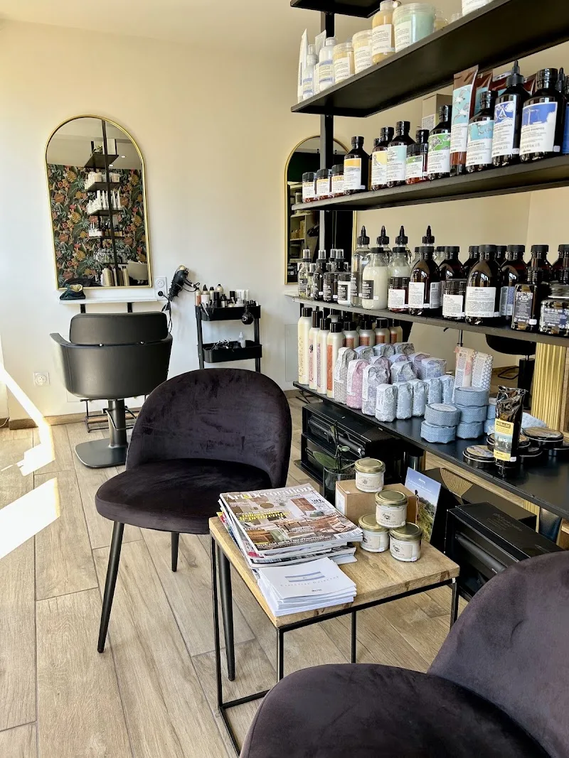 Maysca - Coiffure Caen - OneBooking