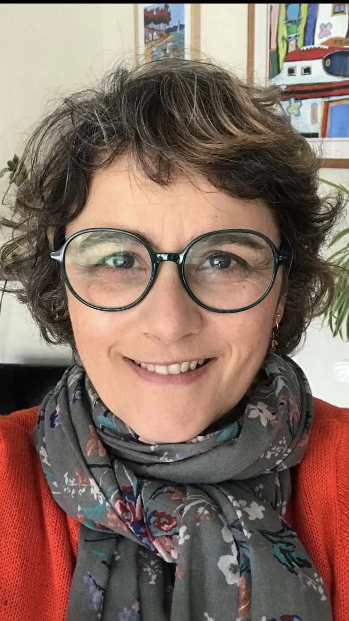 Céline Rodriguez - Therapie énergétique & guidance - Yoga doux & méditation - Massage Besançon - OneBooking
