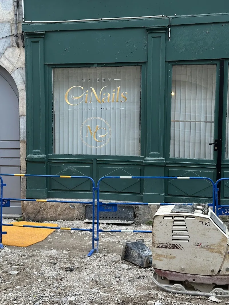Maison Cinails - Onglerie Besançon - OneBooking