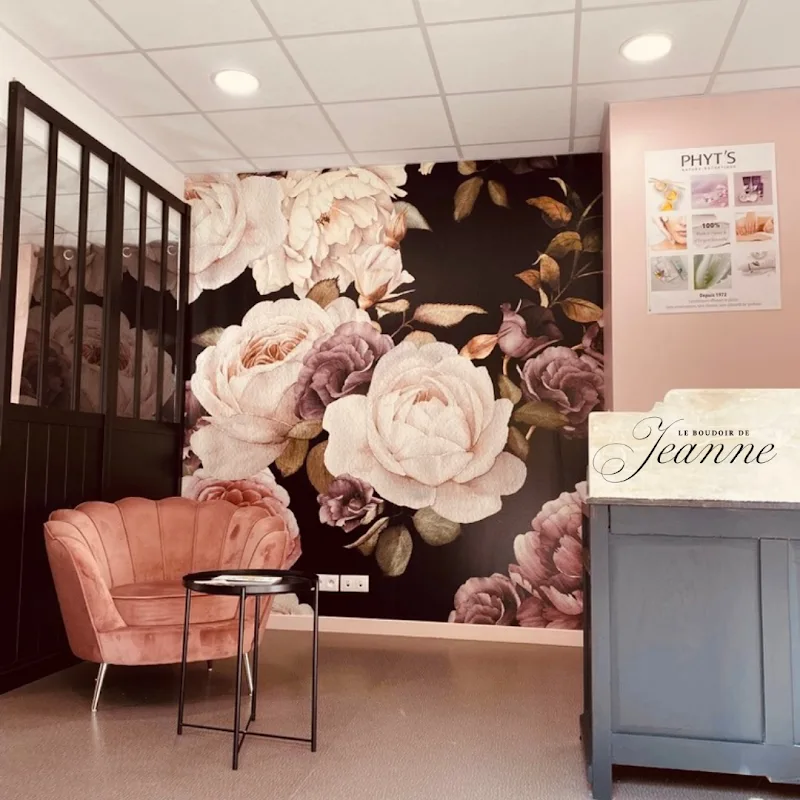 Le Boudoir de Jeanne - Maquillage Rouen - OneBooking