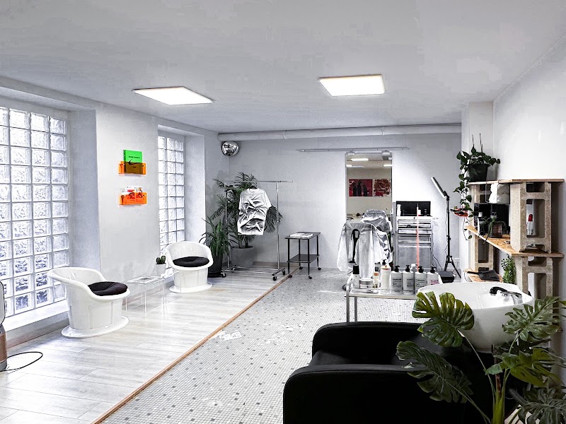 Zine gallery concept studio - Barbier Besançon - OneBooking