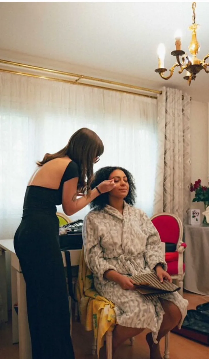 Camille JEANSON - Maquilleuse Paris - Tournage - Plateau - Effets spéciaux - Prothèses - Beauté - Shooting - Maquillage Paris - OneBooking