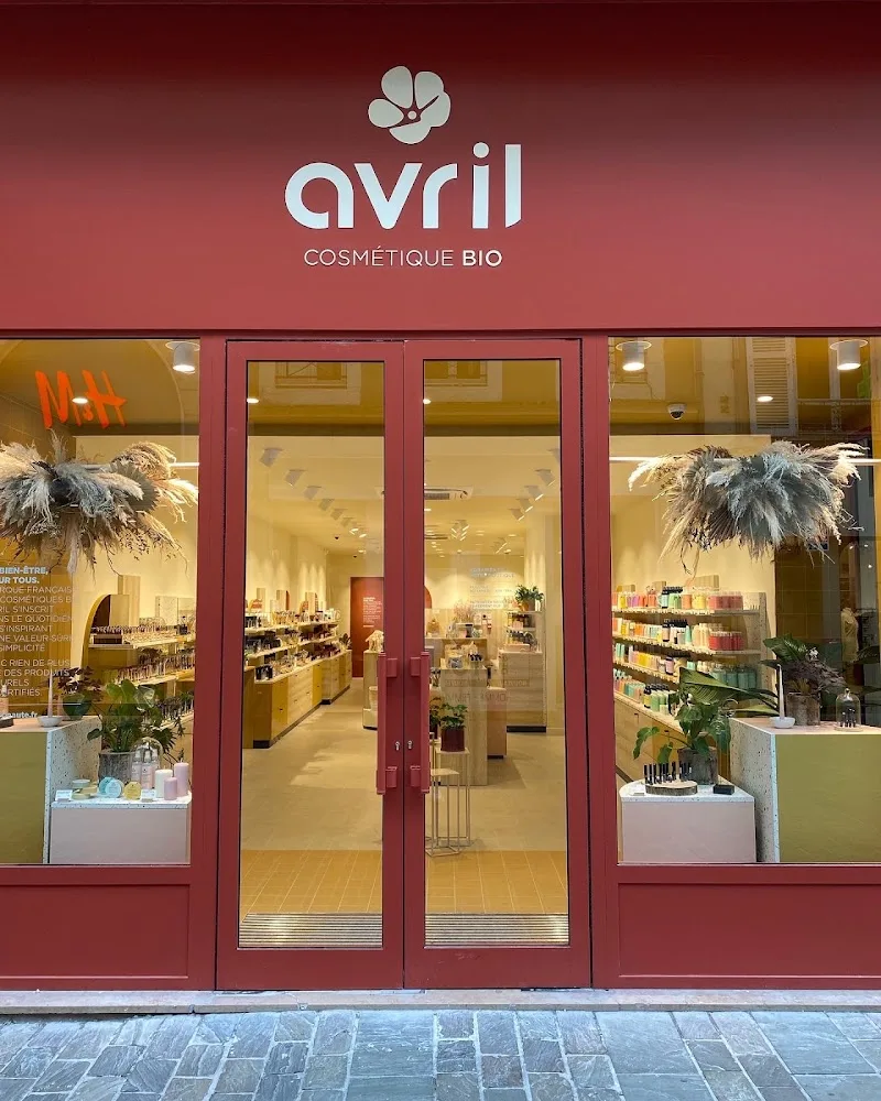 Boutique Avril Cosmétique Bio Le Mans - Maquillage Le Mans - OneBooking