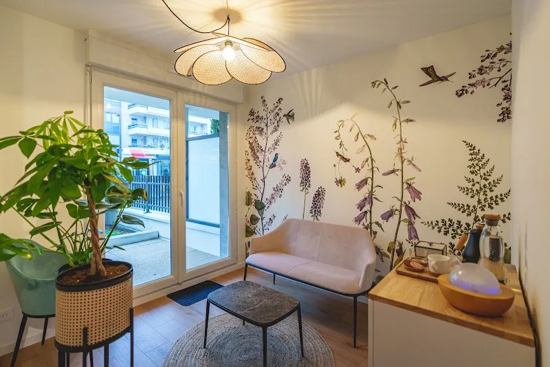 SHIATSU & REFLEXOLOGIE ANGERS / Emilie Meyer - Massage Angers - OneBooking