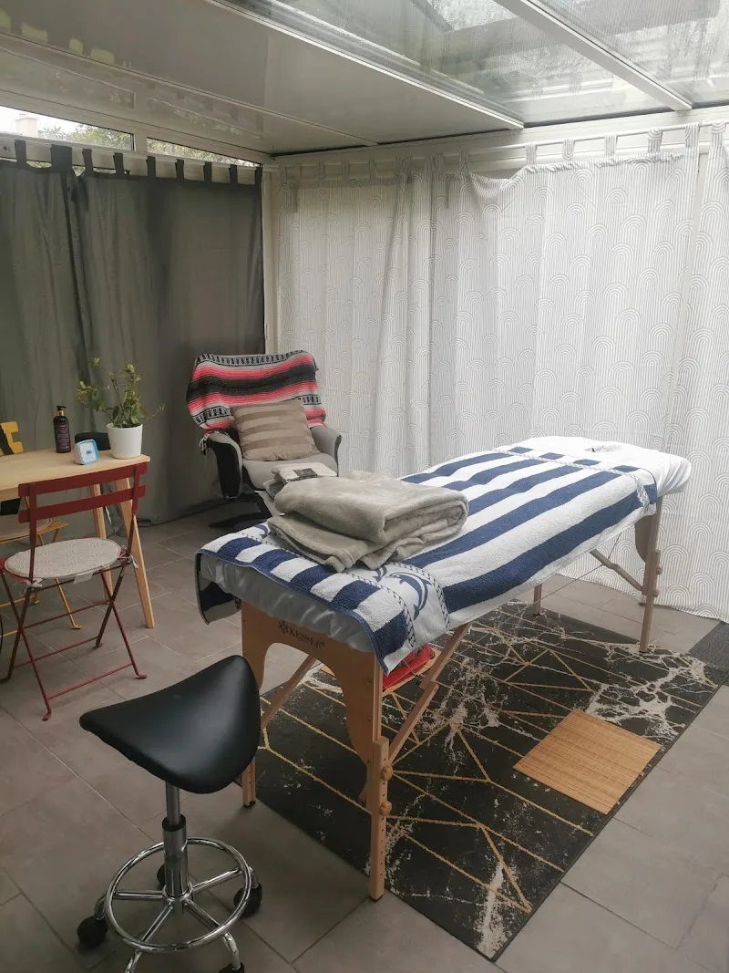 M'Elodie du bien être - Massage Brest - OneBooking