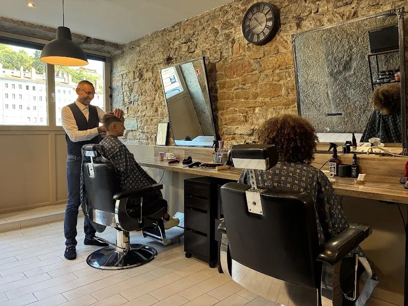 Gentlemen's Barber Shop - Coiffure Lyon - OneBooking