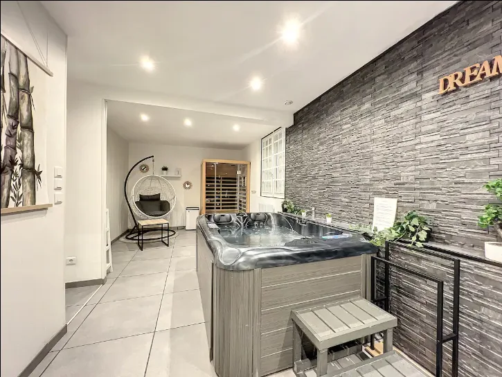 Appartement Jacuzzi & Sauna Brest - Spa Brest - OneBooking