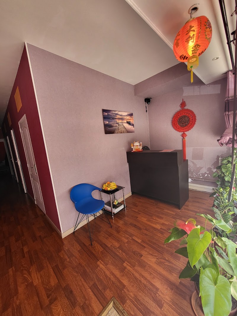 WEHA salon massage asiatique Cannes 06400 - Massage Cannes - OneBooking