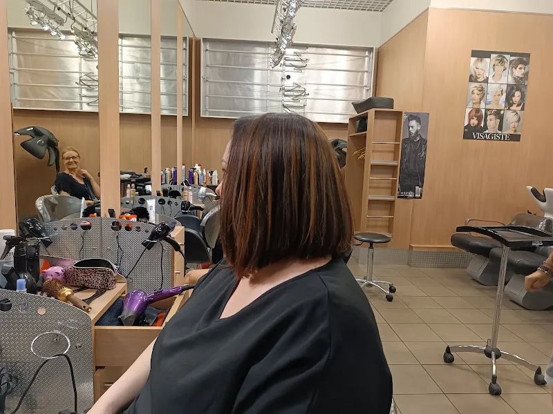 Coiffeur galerie hyper u Manosque - Barbier Manosque - OneBooking