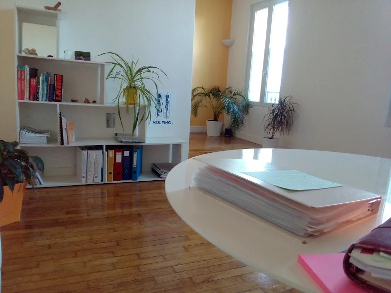 Rolfing Brest Laurence Aballéa - Massage Brest - OneBooking