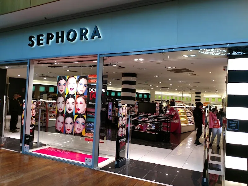 SEPHORA GRENOBLE GRAND PLACE - Maquillage Grenoble - OneBooking