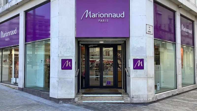 Marionnaud-Parfumerie - Maquillage Le Mans - OneBooking