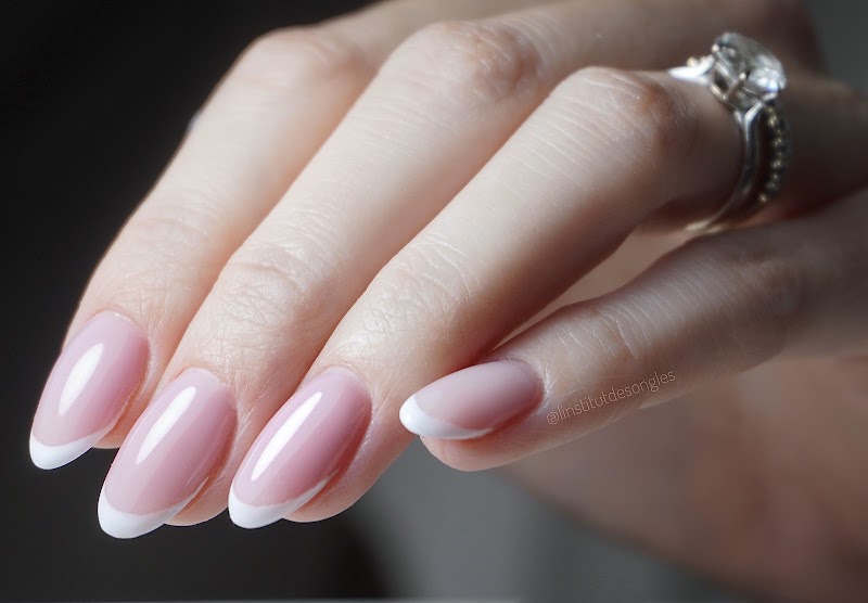 L'institut Des Ongles - Manucure Russe - Onglerie Cannes - OneBooking