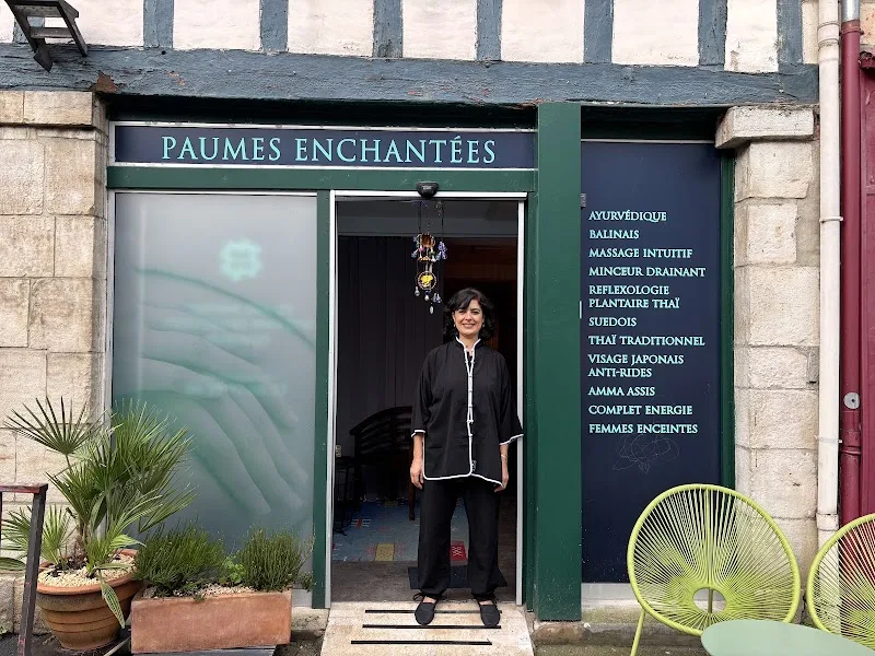 Paumes enchantées massages bien-être - Massage Bayonne - OneBooking