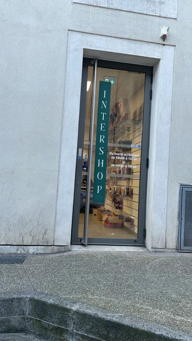 Intershop Nîmes - Maquillage Nîmes - OneBooking