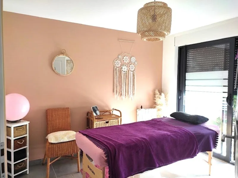Petitgrain de Bien-être : Massage Cabinet Orléans, Massage domicile Orléans - Spa Orléans - OneBooking