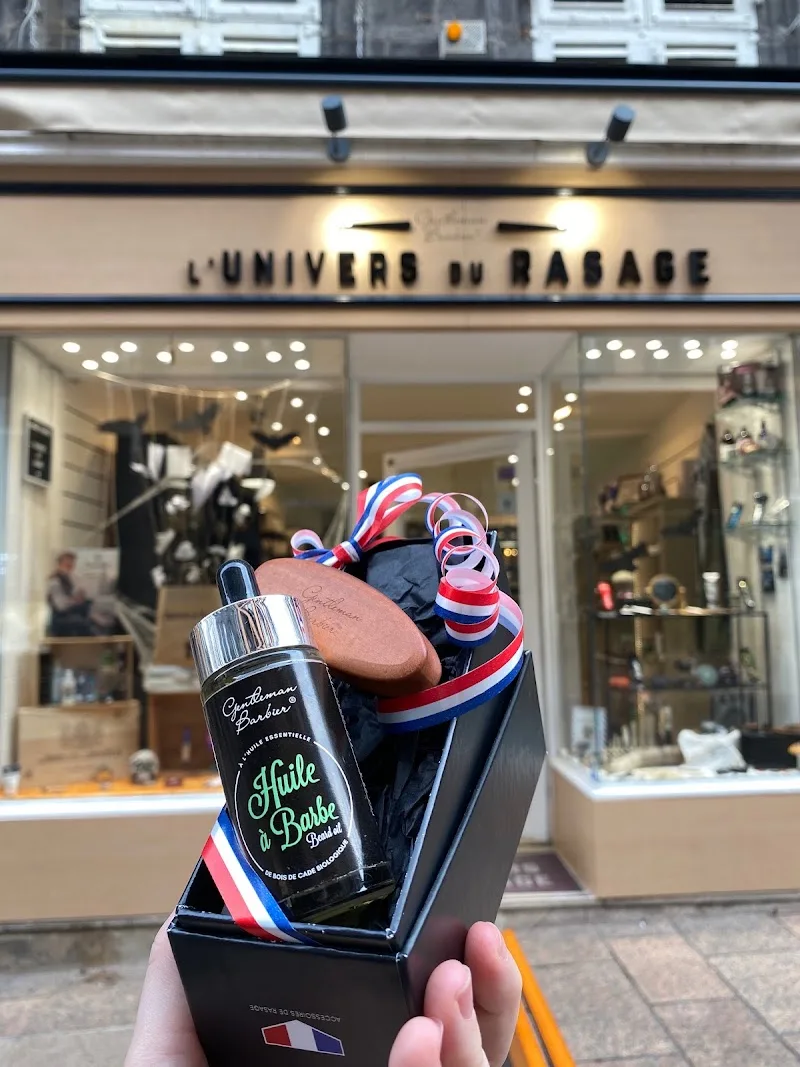 L'Univers du Rasage | Matériels pour Coiffeur et Barbier | Particuliers et Professionnels - Barbier Clermont-Ferrand - OneBooking