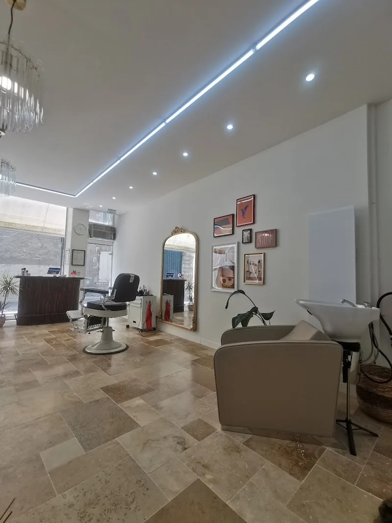 LUMEN STUDIO | Orléans - Coiffure Orléans - OneBooking
