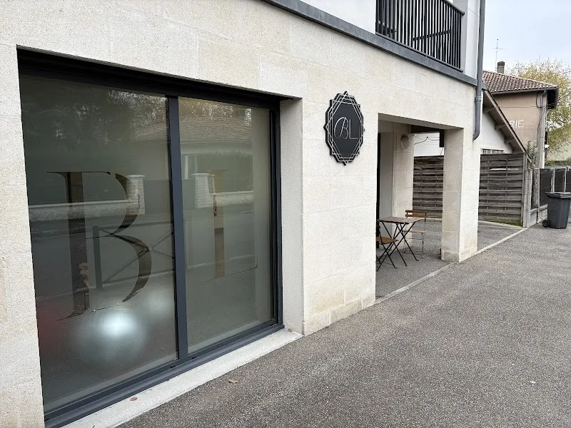 Beautiful loft bordeaux - Sourcils & cils Bordeaux - OneBooking