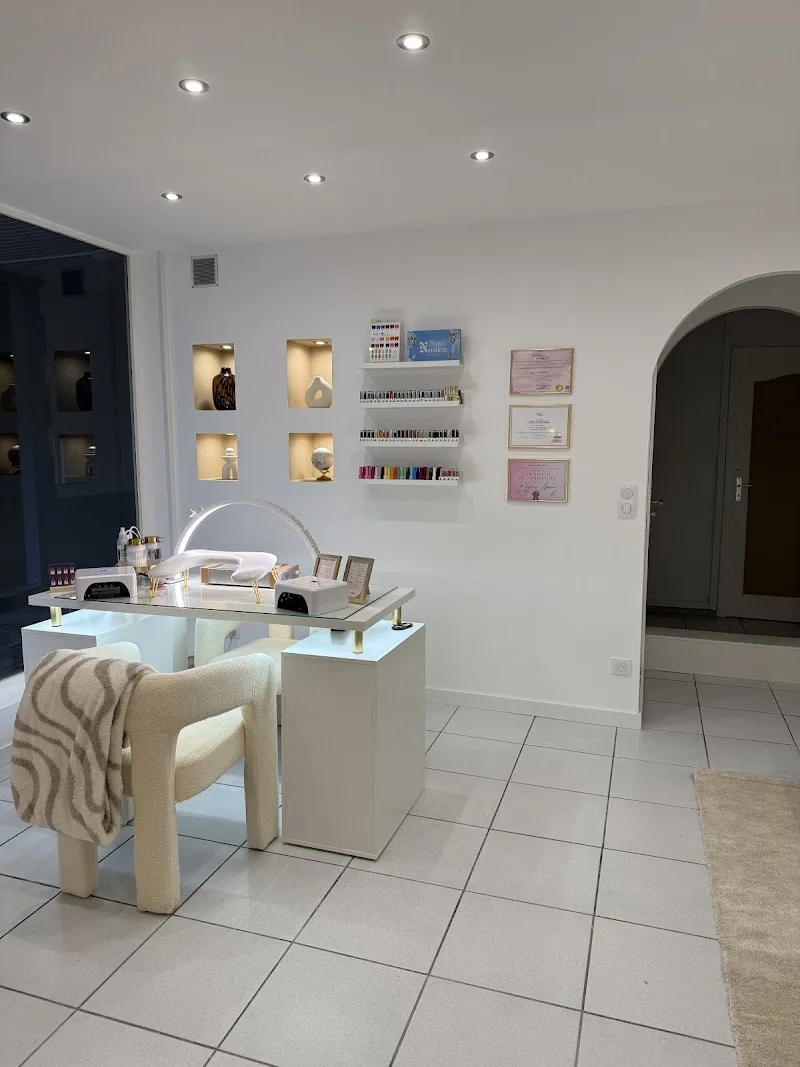 Morgane Beauty studio - Coiffure Lourdes - OneBooking
